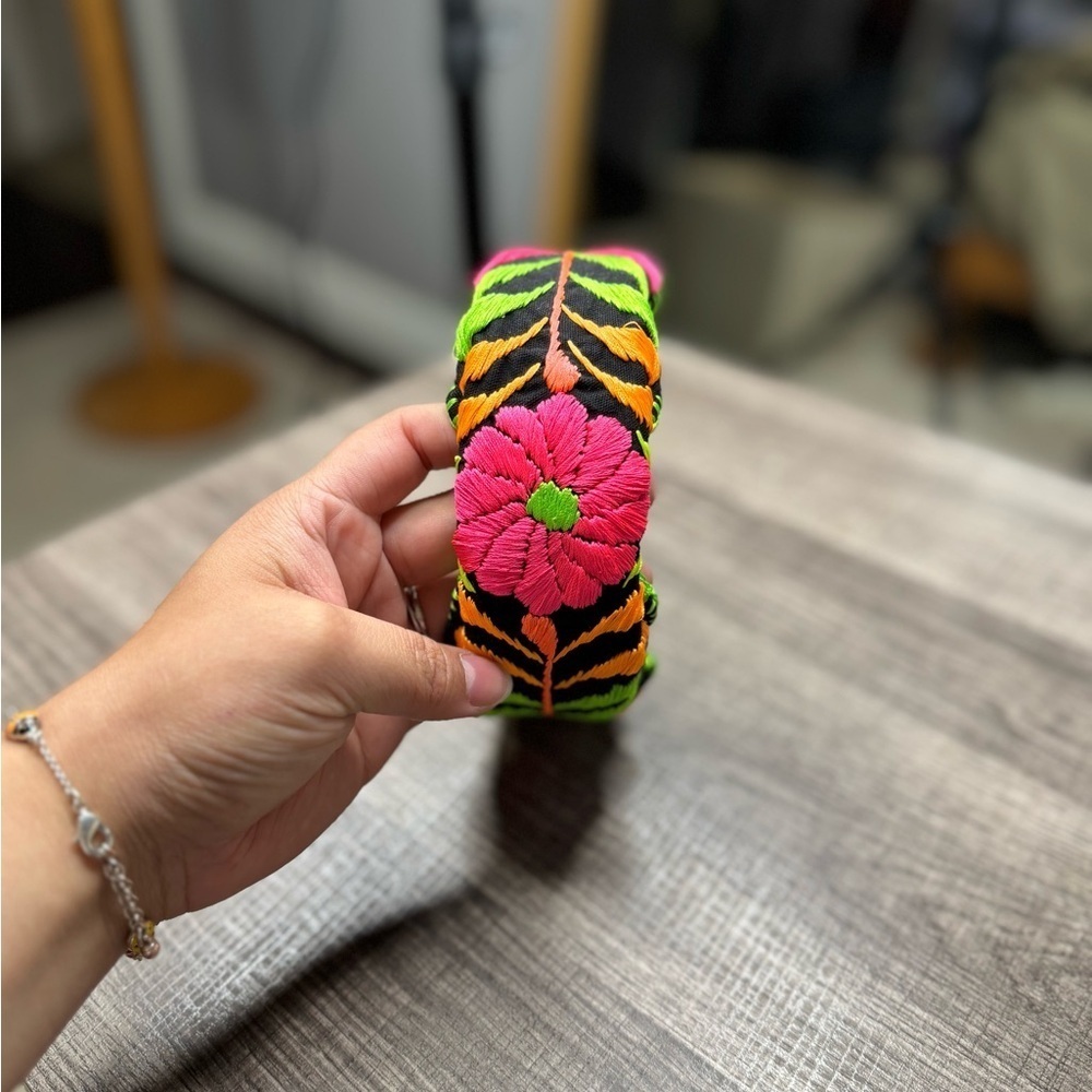 Colorful Floral Headband - Picture 2 of 4